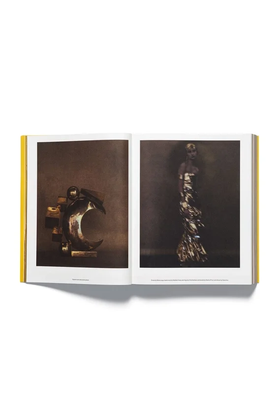 Acne Paper nummer 20 | Golden