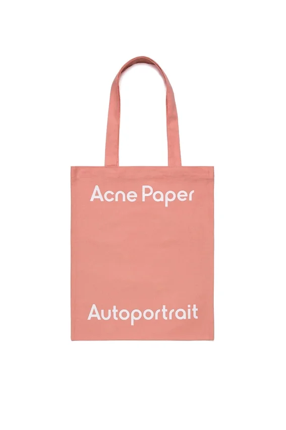 Acne Paper nummer 21 | Autoportrait