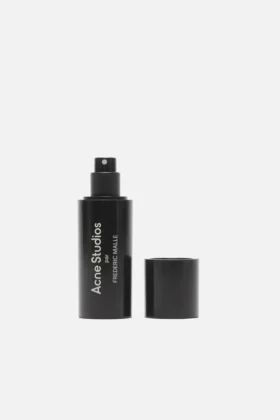 Acne Studios par Frédéric Malle av Suzy Le Helley – reseset