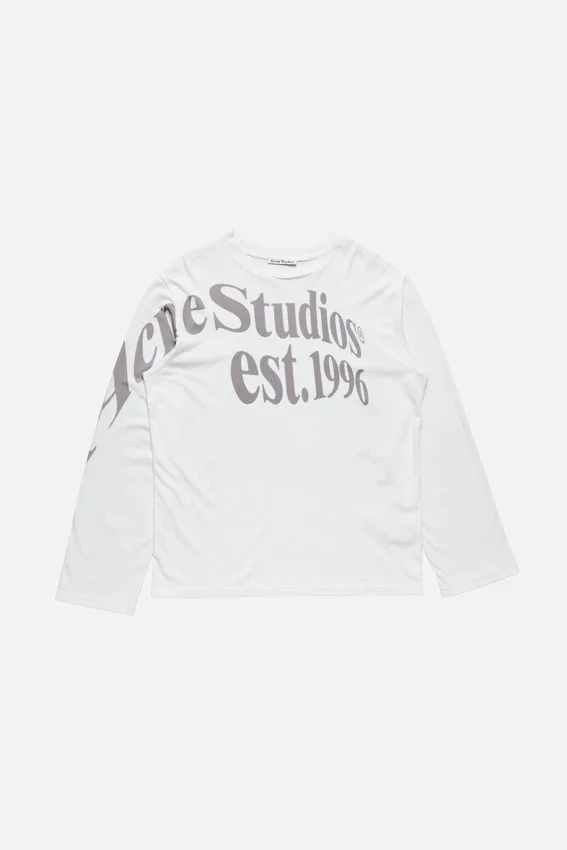 Avslappnad T-shirt med tryck