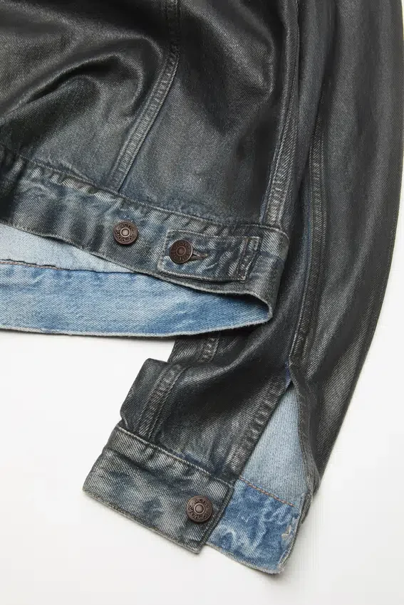 Belagd jeansjacka