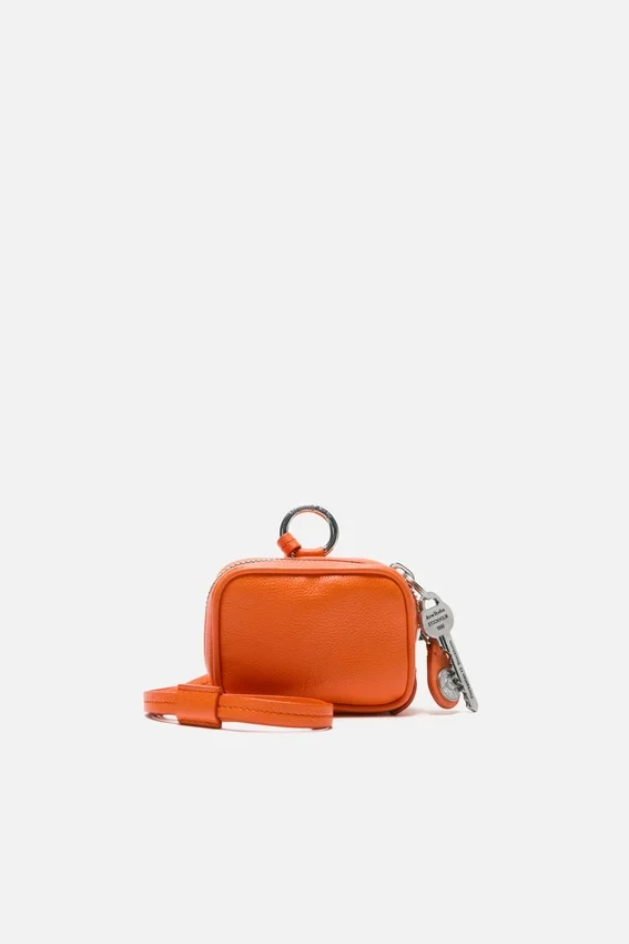Camero Clip