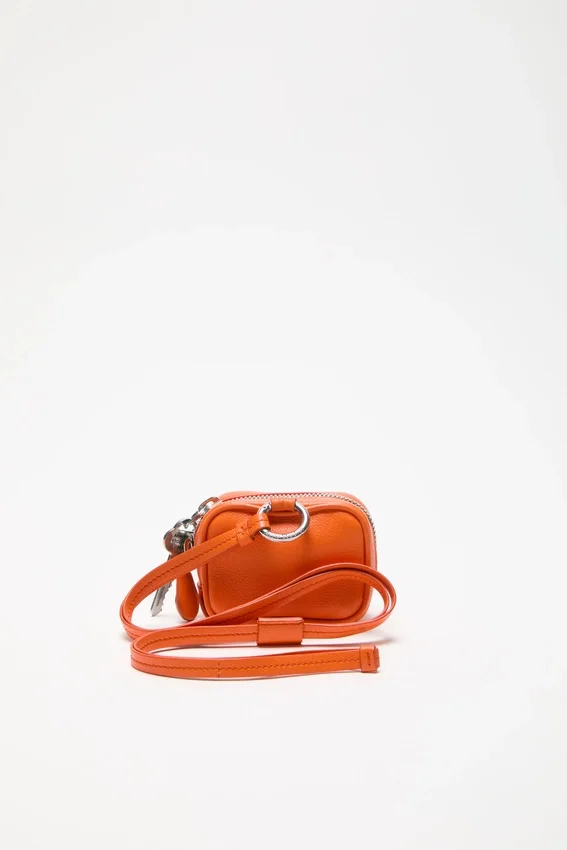 Camero Clip