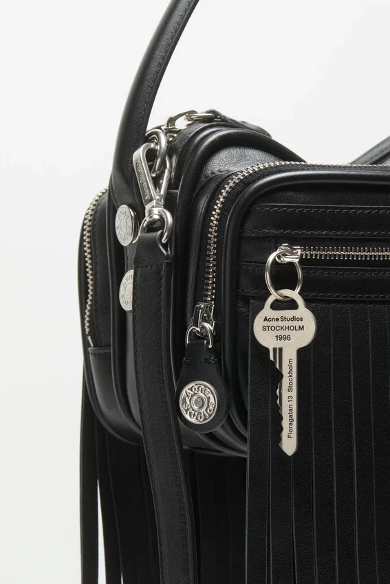 Camero Kit-crossbodyväska med fransar