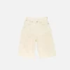 Denimshorts med slitna detaljer