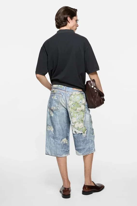 Denimshorts med trompe-l’œil-effekt