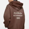 Fleece-hoodie med logotyp