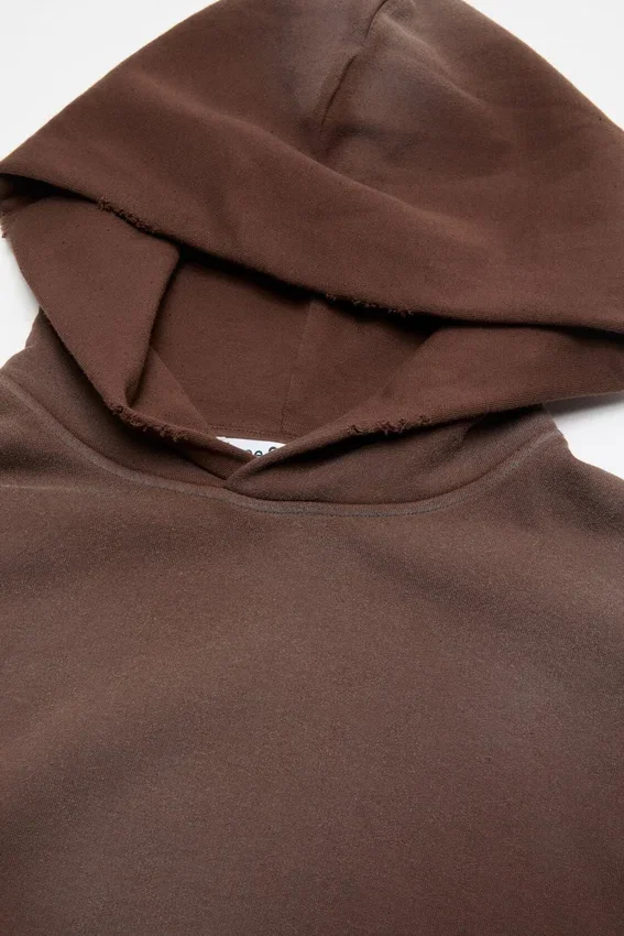 Fleece-hoodie med logotyp