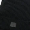 Fyrkantig mössa med logotyp