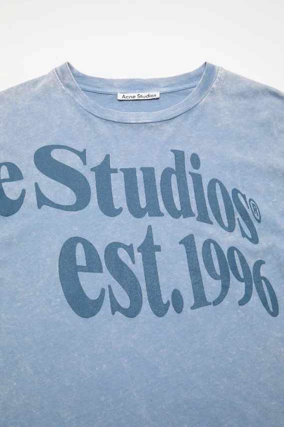 Grafisk T-shirt med avslappnad passform