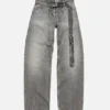 Jeans med bälte – avslappnad passform