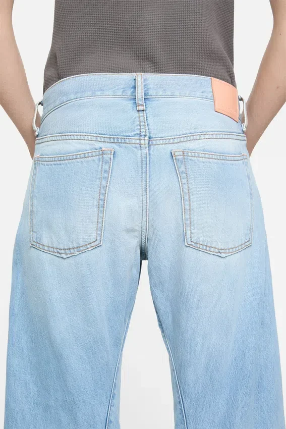 Jeans med lös passform – 2006F