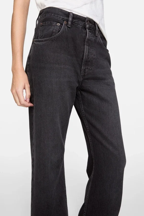 Jeans med normal passform – 2021F
