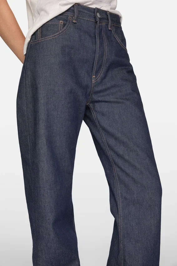 Jeans med normal passform – 2021F