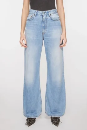 Jeans med normal passform – 2022F
