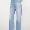Jeans med normal passform – 2022F