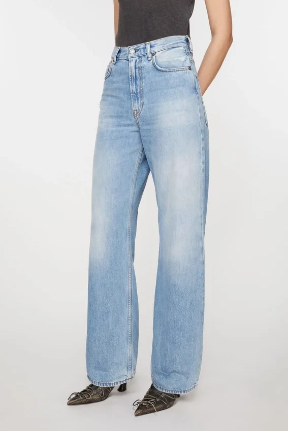 Jeans med normal passform – 2022F