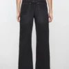 Jeans med normal passform – 2022F