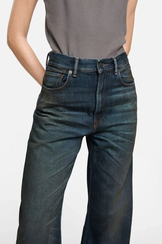 Jeans med normal passform – 2022F