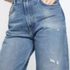 Jeans med normal passform – 2022F