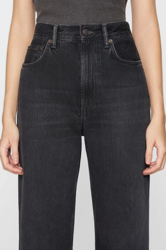 Jeans med normal passform – 2022F