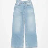Jeans med normal passform – 2022F