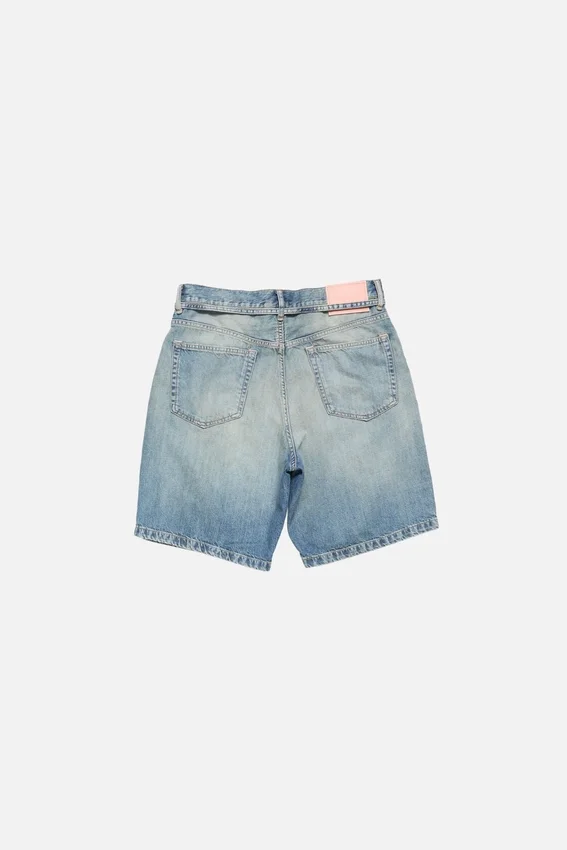 Jeansshorts med bälte