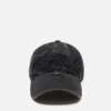 Keps med broderad logotyp