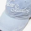 Keps med broderad logotyp