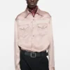 Knappskjorta i strukturerad satin