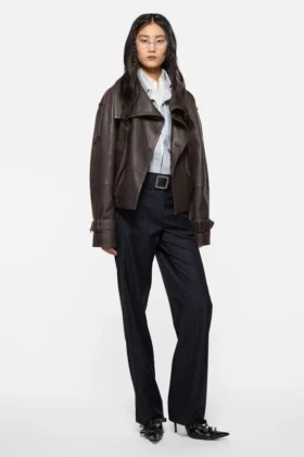 Kort lädertrenchcoat