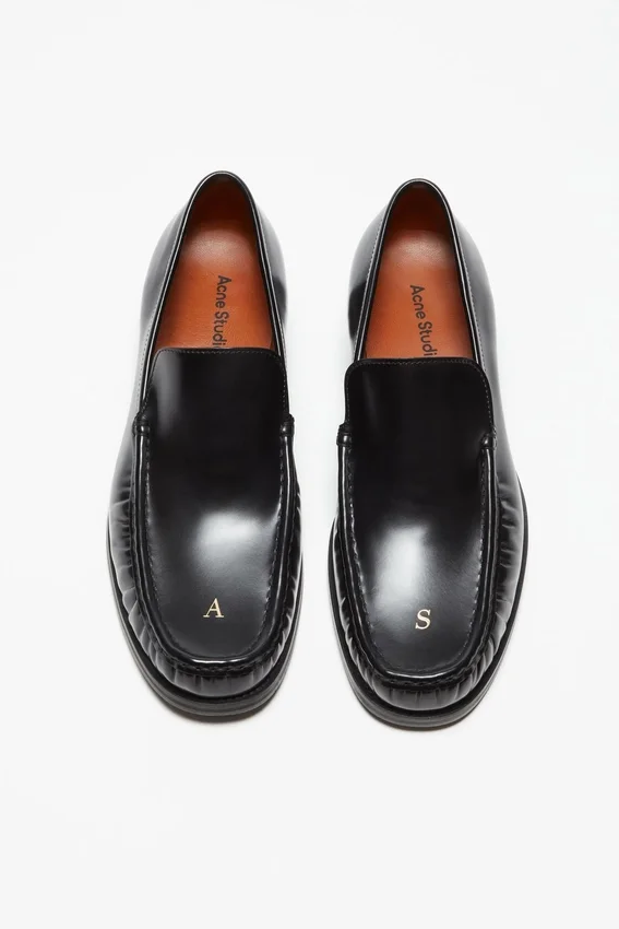 Läderloafers