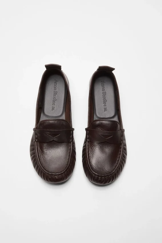 Läderloafers