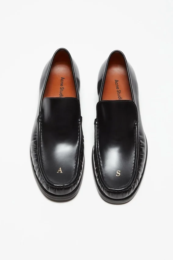 Läderloafers