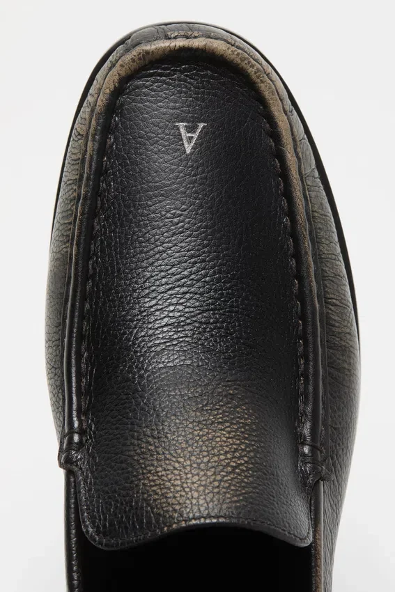 Läderloafers