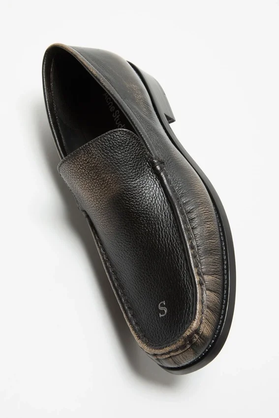 Läderloafers