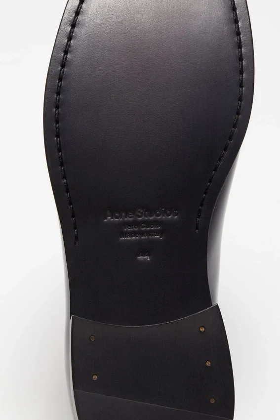 Läderloafers
