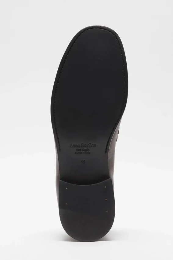 Läderloafers