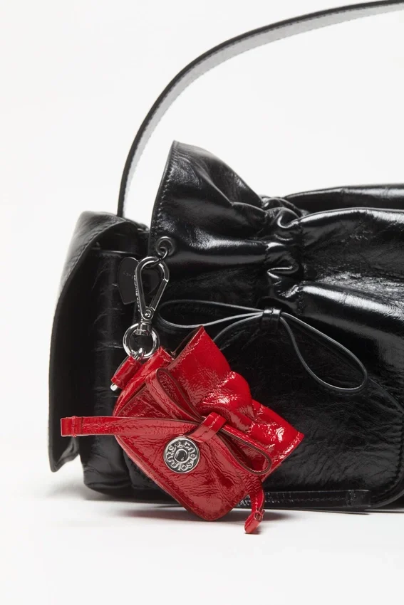 Multipocket-hörlursfodral med flera fickor