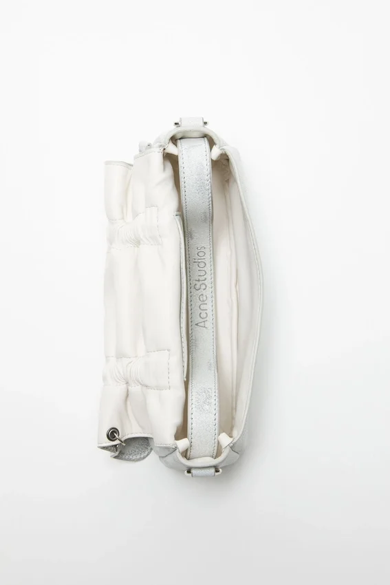 Multipocket-mikroväska