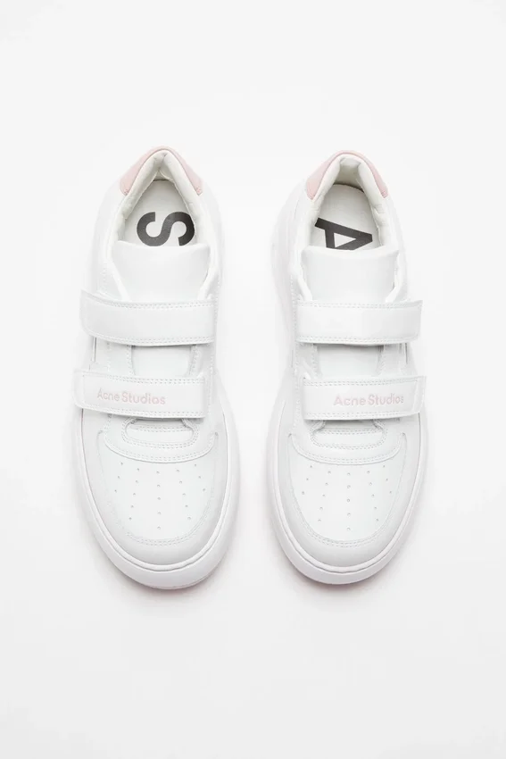 Plattformsneakers med kardborreband