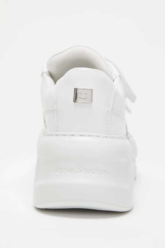 Plattformsneakers med kardborreband