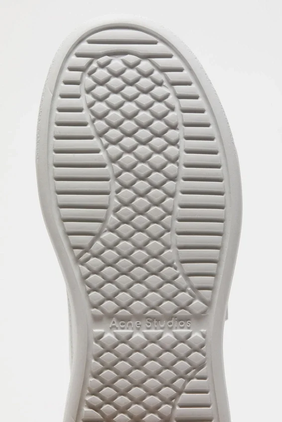Plattformsneakers med kardborreband
