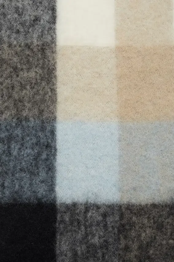 Rutig halsduk i mohair