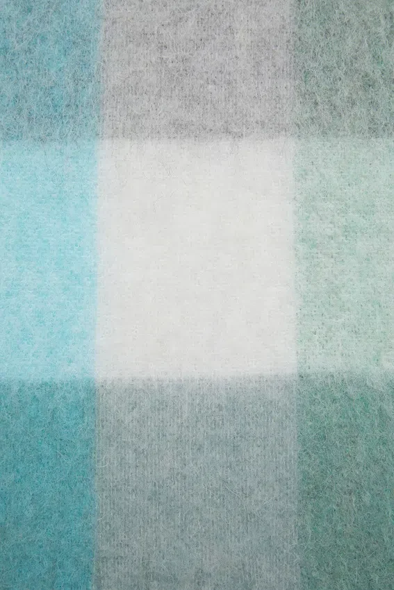Rutig halsduk i mohair