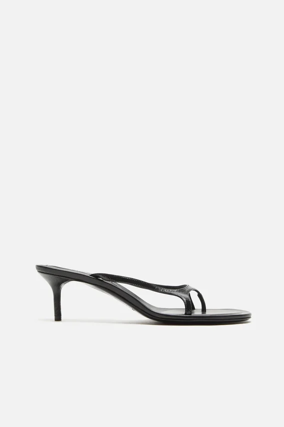 sandaler med låg klack