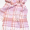 Scarf med rutmönster och logotyp – bred
