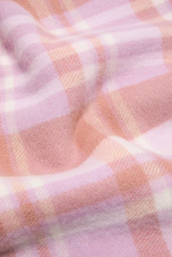 Scarf med rutmönster och logotyp – bred