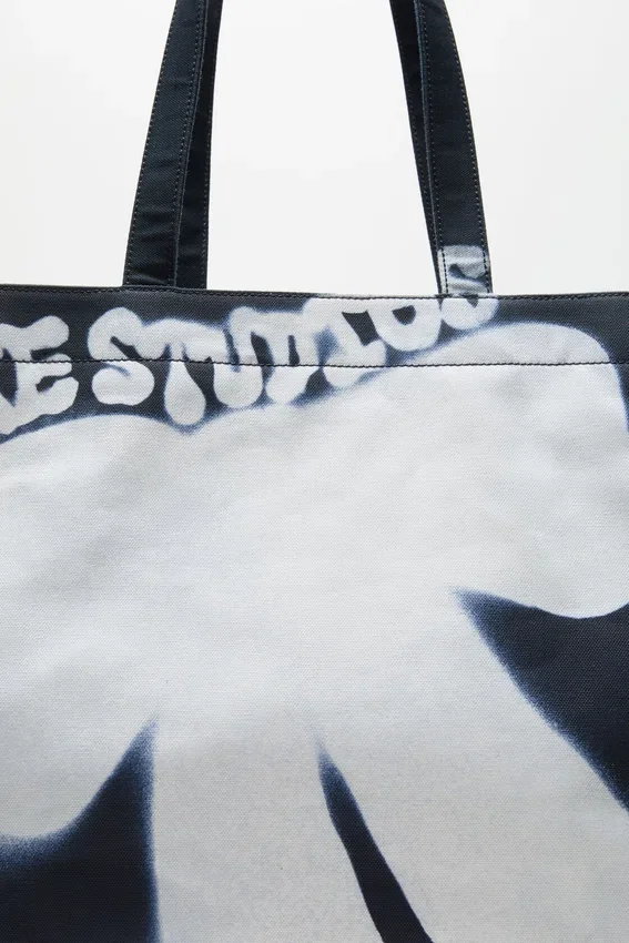 Shoppingtote med spraylogotyp