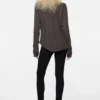 Silkesblus med cowl-hals